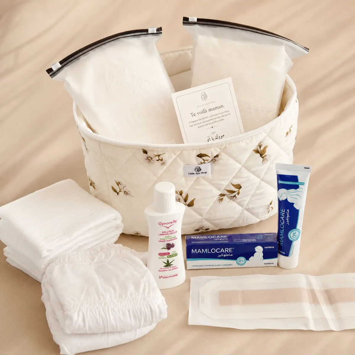 Contenu du Kit Little Aya disposé à plat